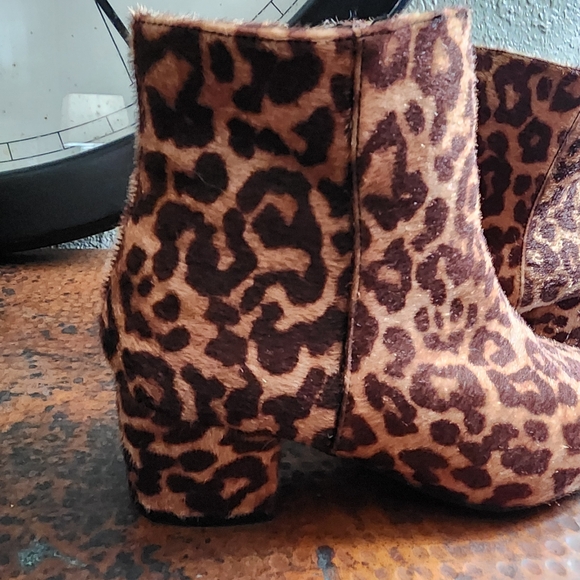 Comfortview Wide Width Sidney Booties - Picture 7 of 16